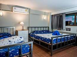 Enjoy House - Hostel