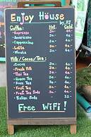 Enjoy House - Hostel