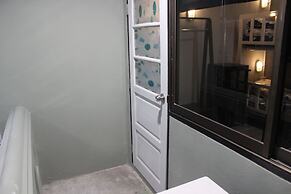 Enjoy House - Hostel