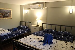 Enjoy House - Hostel