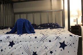 Enjoy House - Hostel