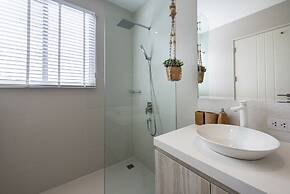 Samui Bayside Luxury Villas