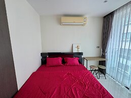 The Point Pratumnak by PSR ASIA