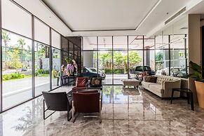 The Point Pratumnak by PSR ASIA
