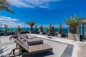 The Point Pratumnak by PSR ASIA