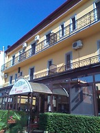 Hotel 4 Lampioni