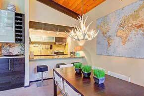 Tannenbaum By The River 2 Bedroom Condo by RedAwning