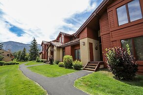 Snowcreek III 415 Gorgeous Mountain Views, Remodeled with Washer Dryer