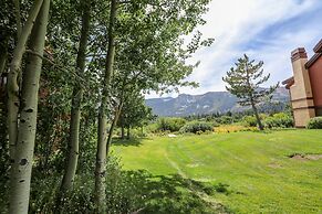 Snowcreek III 415 Gorgeous Mountain Views, Remodeled with Washer Dryer