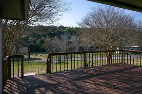 Lazy Southern Getaway RR 7252B 7 Bedroom Home by RedAwning