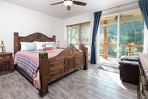 Lazy Southern Getaway RR 7252B 7 Bedroom Home by RedAwning