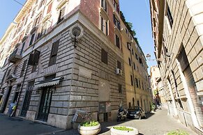 Rome as you feel - Design at Colosseum