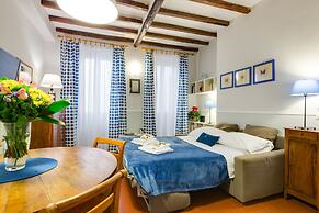 Rome as you feel - Piazza dei Satiri