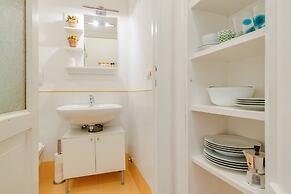 Rome as you feel - Piazza dei Satiri