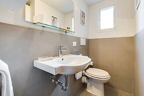 Rome as you feel - Piazza dei Satiri