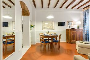 Rome as you feel - Piazza dei Satiri