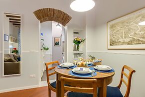 Rome as you feel - Piazza dei Satiri