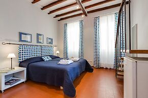 Rome as you feel - Piazza dei Satiri