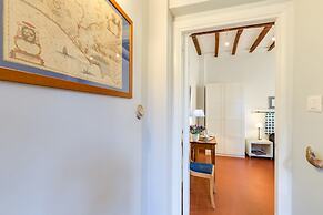 Rome as you feel - Piazza dei Satiri