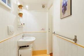 Rome as you feel - Piazza dei Satiri Studio