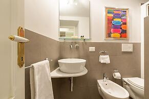 Rome as you feel - Piazza dei Satiri Studio