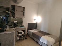 ANNUNZIATA URBAN SUITES by LOC HOSPITALITY