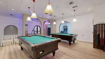 Acrotel Athena Residence