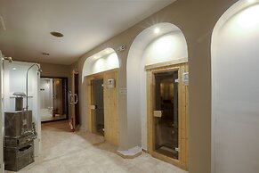 Acrotel Athena Residence