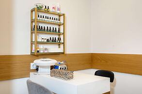 Acrotel Athena Residence