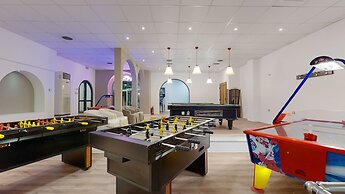 Acrotel Athena Residence