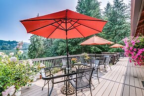 Misty Valley Inn B&B