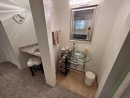 Misty Valley Inn B&B