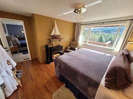 Misty Valley Inn B&B