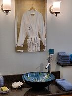 Misty Valley Inn B&B