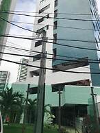 Studio Golden Breeze