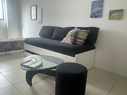 Studio Golden Breeze