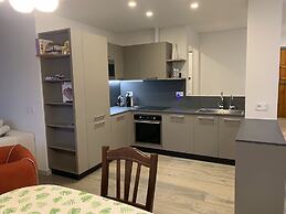 Magnolias Garda - Near Mokai Beach