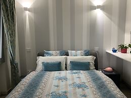 Magnolias Garda - Near Mokai Beach