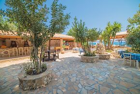 Porto Koukla Beach Hotel