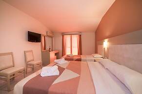 Porto Koukla Beach Hotel