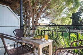 Porto Koukla Beach Hotel