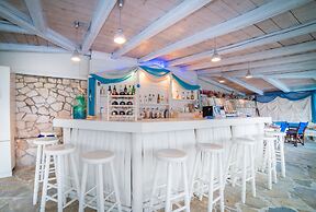 Porto Koukla Beach Hotel