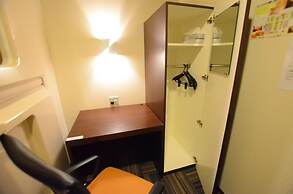 Kumamoto Capsule Hotel - Hostel, Caters to Men