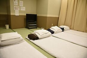 Kumamoto Capsule Hotel - Hostel, Caters to Men