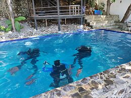 Blue Ribbon Dive Resort