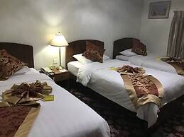 Crystal Palace Hotel