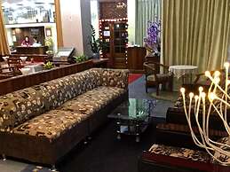 Crystal Palace Hotel