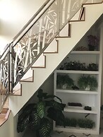 Crystal Palace Hotel