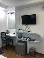 Crystal Palace Hotel