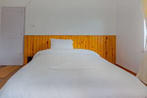 Lemon Tree Apartment and Homestay